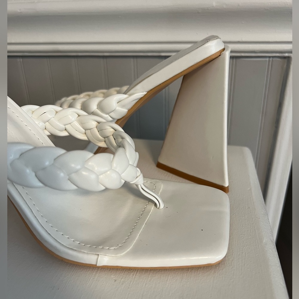 BRAND NEW! White Heeled Sandals